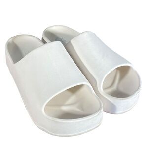 Lightweight White Slide Sandals Pool Shoes for Kids Size 4 Non Slip Slip Ons